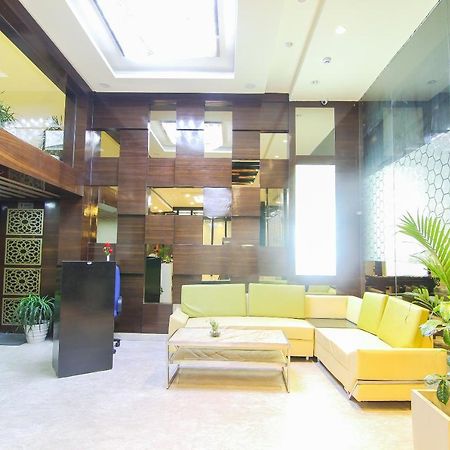 Moments Hotel Lucknow Buitenkant foto