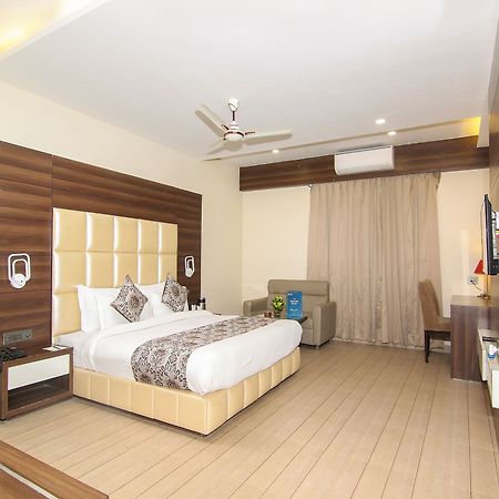 Moments Hotel Lucknow Buitenkant foto